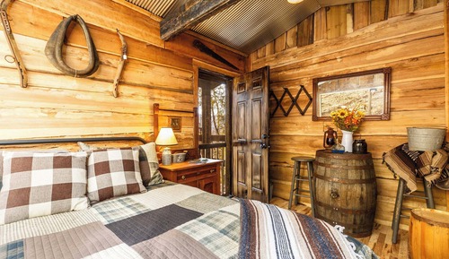 Cabin, Mountain View