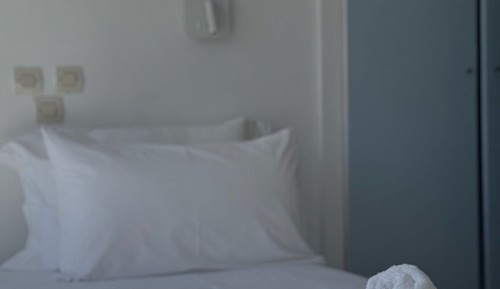 Single Room, Balcony