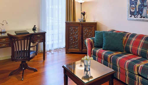 Deluxe Condo, City View