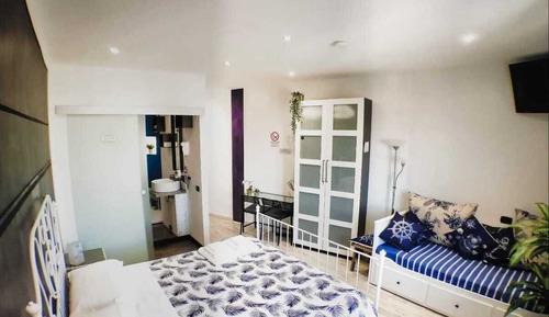 Triple Room, Non Smoking, Air conditioning