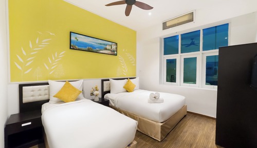 Family Studio, City View