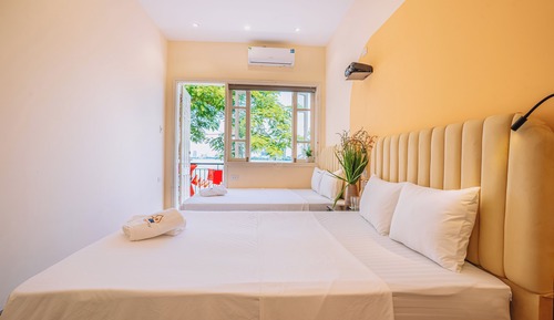 Deluxe Quadruple Room