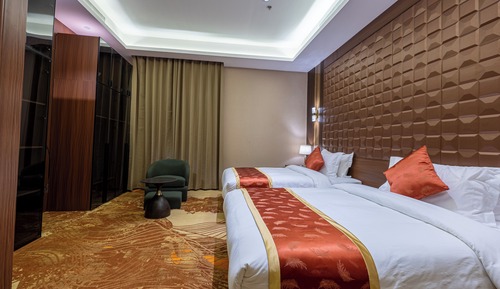 Family Suite, City View