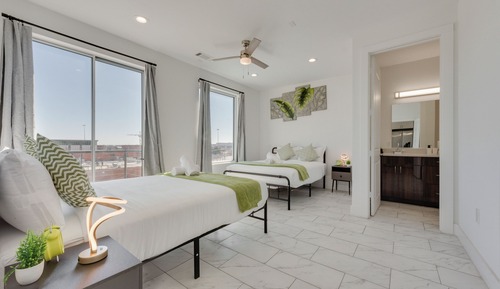 Apartment, Multiple Beds, City View