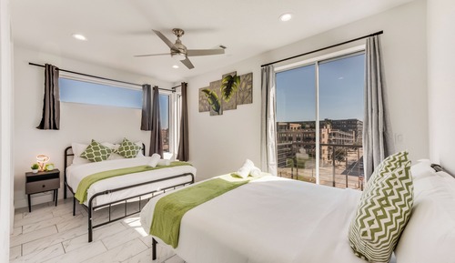 Apartment, Multiple Beds, Balcony, City View