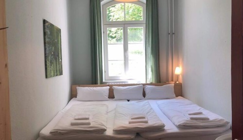 Basic Triple Room, Garden View