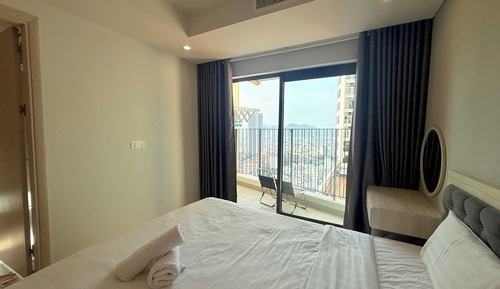 City Apartment, Balcony, Beachside