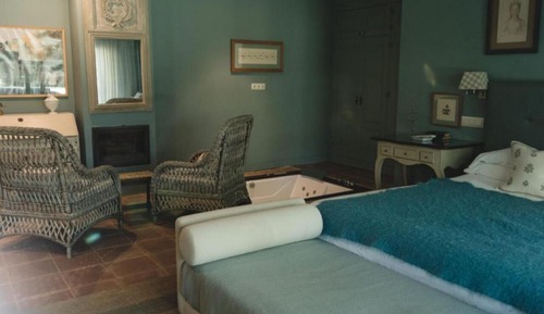 Premium Suite, 1 King Bed, Private Pool, Pool View