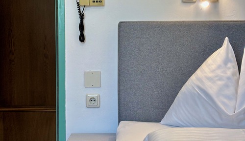 Basic Single Room, Mountain View