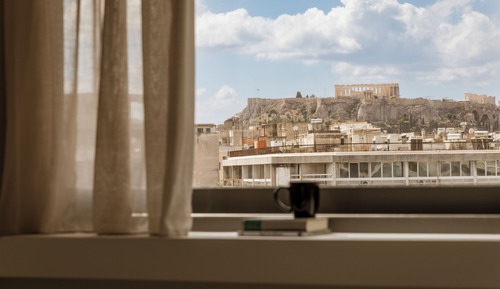 Acropolis Deluxe King Room