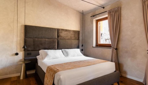 Superior Double Room, City View