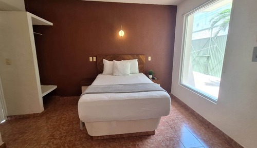 Superior Room, 1 Queen Bed