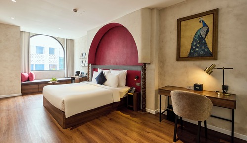 Kin Signature Suite with Window and Onsen Inclusive