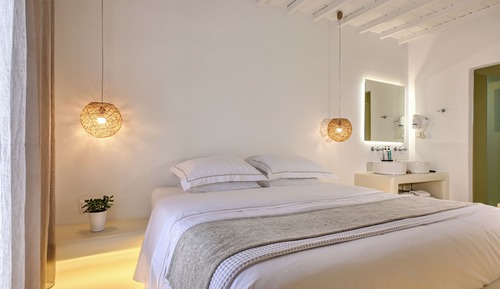 Maisonette Pool View