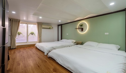 House, Courtyard View