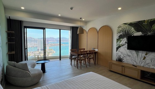 Exclusive Studio Suite, Balcony, Ocean View