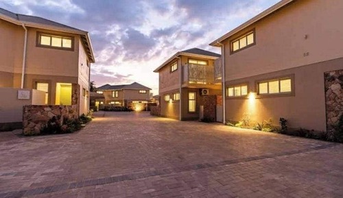 Luxury Apartment, Balcony, Courtyard View