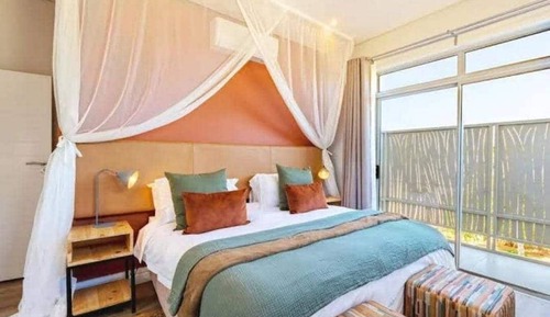 Luxury Apartment, Balcony, Courtyard View