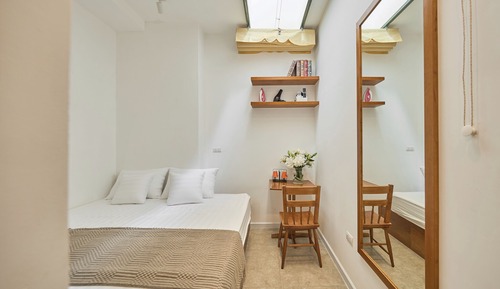 Romantic Studio, City View