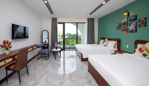 Family Quadruple Room, Balcony, Garden View