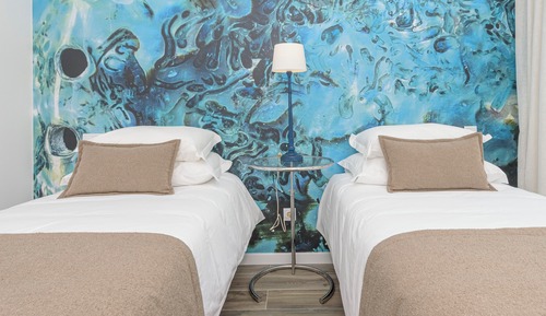 Deluxe Double Room, Balcony, Garden View (Abalone azul)