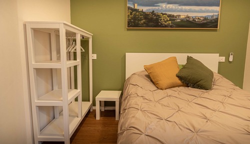 Basic Room, City View
