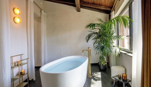 Romantic Studio Suite