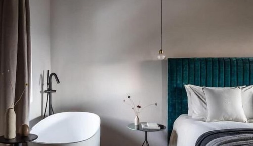 Junior Room, Valley View