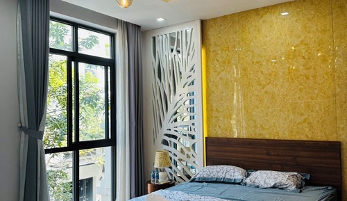 Club Room, Garden View