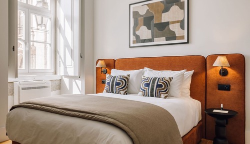 Classic Apartment, City View