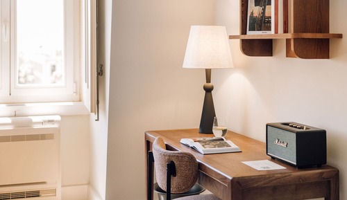 Basic Apartment, City View