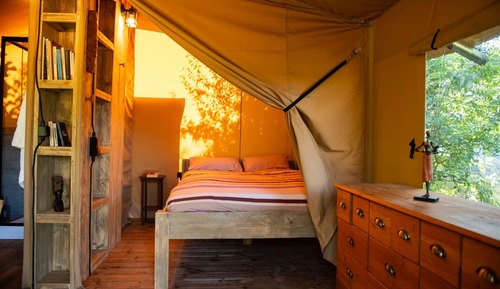 Classic Apartment, Patio, Garden View