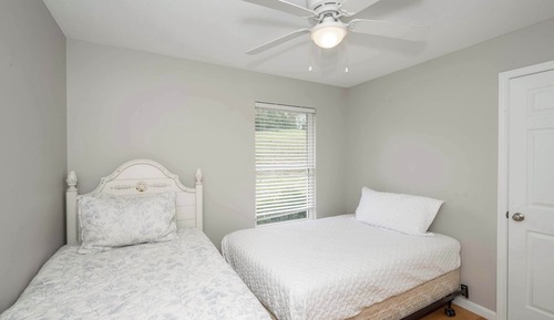 House, Multiple Beds, Patio (Lazy Days)