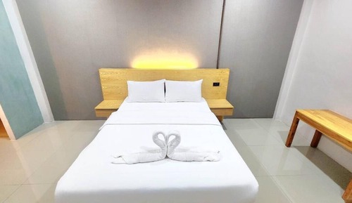 Deluxe Single Room