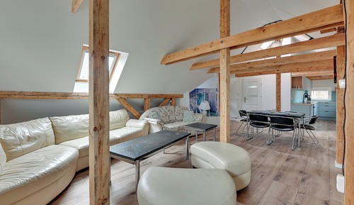 Classic Villa, Balcony, Garden View