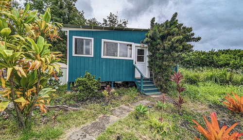 Hibiscus Studio, Queen Bed, Mountain view