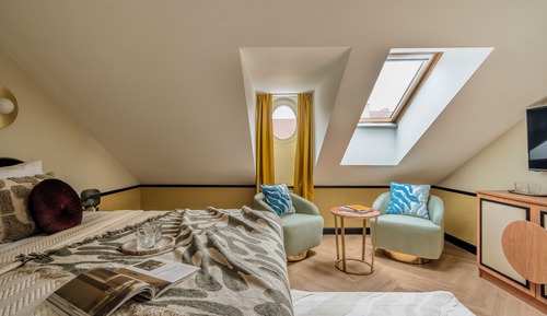 Deluxe Room, City View