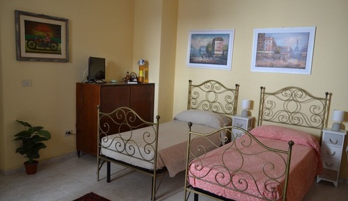 Apartment, 2 Bedrooms, Smoking