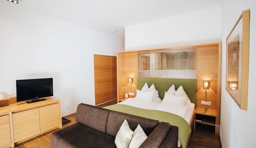 Deluxe Double Room, Lake View