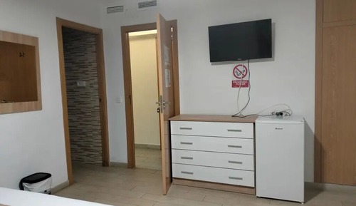 Economy Triple Room