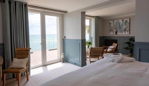 Coastal Suite King