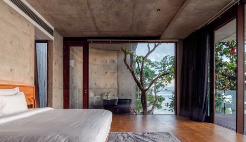 Executive Suite Oceanfront