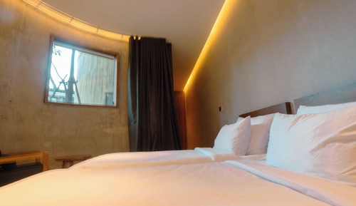 Deluxe Room, 2 Twin Beds, Garden View