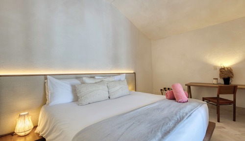 Deluxe Penthouse, 2 Bedrooms, Balcony