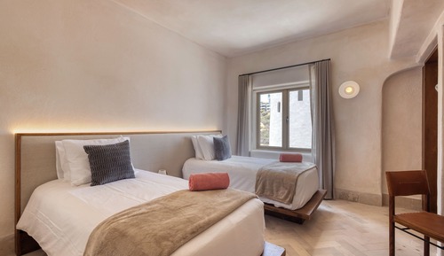 Deluxe Penthouse, 3 Bedrooms, Terrace