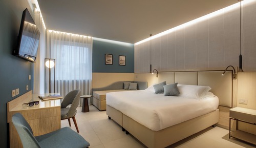 Superior Room, Balcony, Partial Sea View