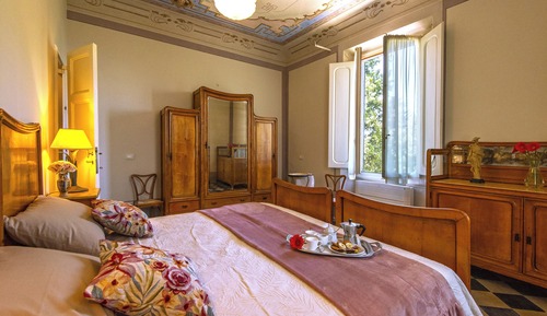 Double or Twin Room, Hill View