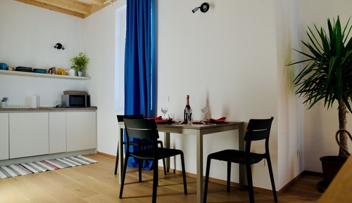 Deluxe Studio, Balcony, Mountain View
