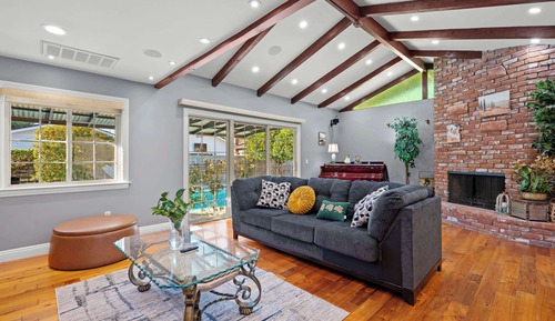 House, Multiple Beds, Patio, Pool View (135 Glendora)