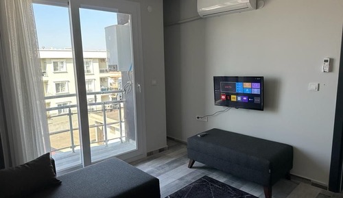 Luxury Suite, City View